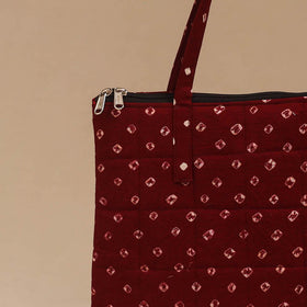 Handcrafted quilted handbag 04