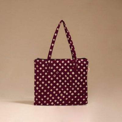 Handcrafted quilted handbag 05