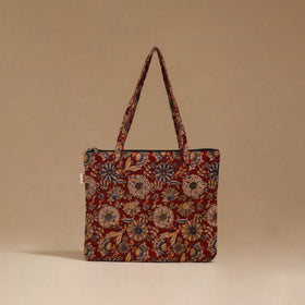 Handcrafted quilted handbag 26