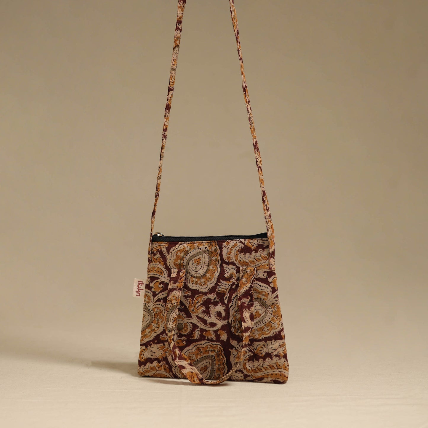 Handcrafted quilted sling bag 04