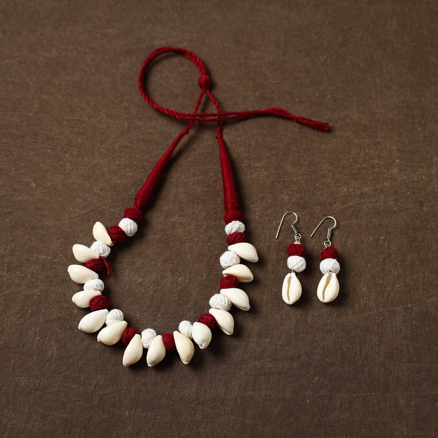 Handcrafted Shell & Thread Work Necklace Set 