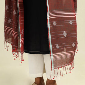 Maroon - handloom cotton bengal jamdani dupatta 10