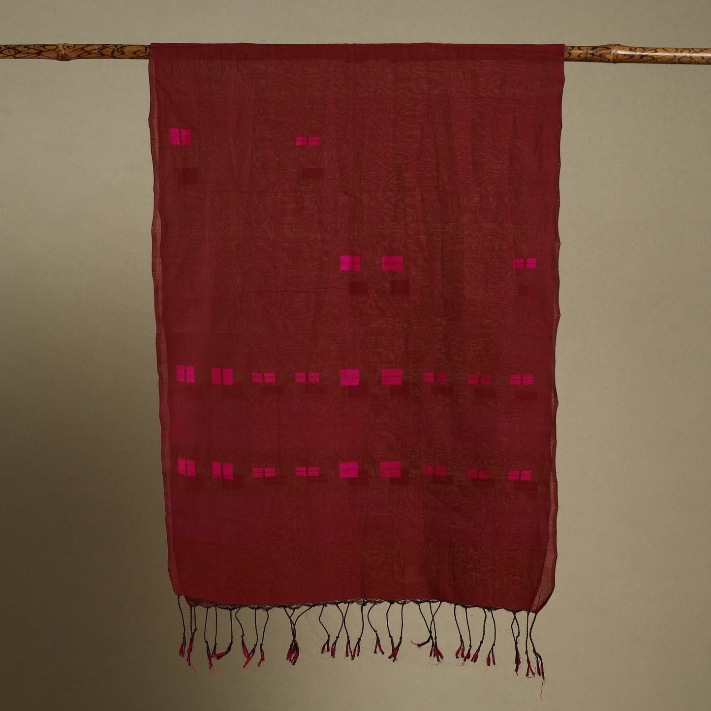 Maroon Handloom Cotton Srikakulam Jamdani Stole with Tassels