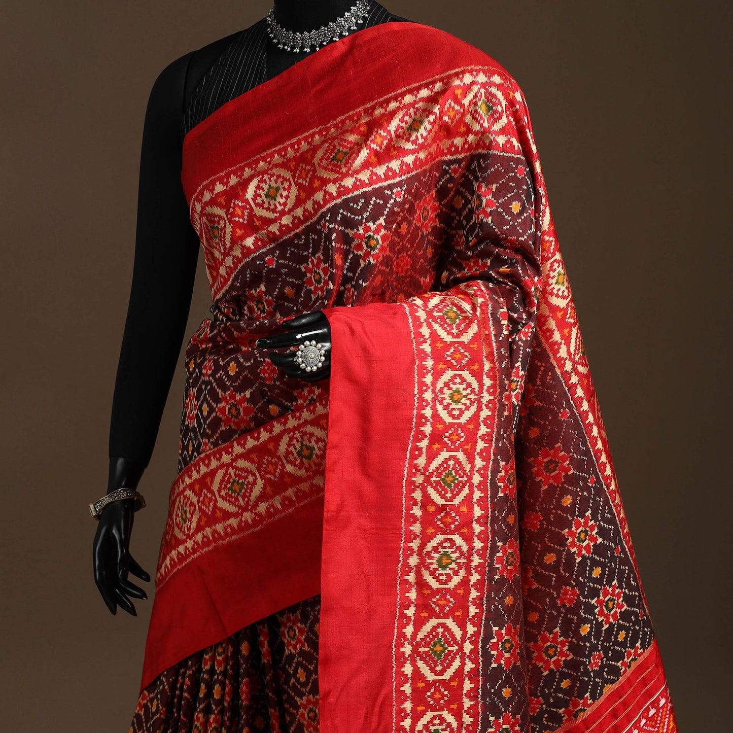 Handloom mulberry silk patola ikat pochampally saree 02