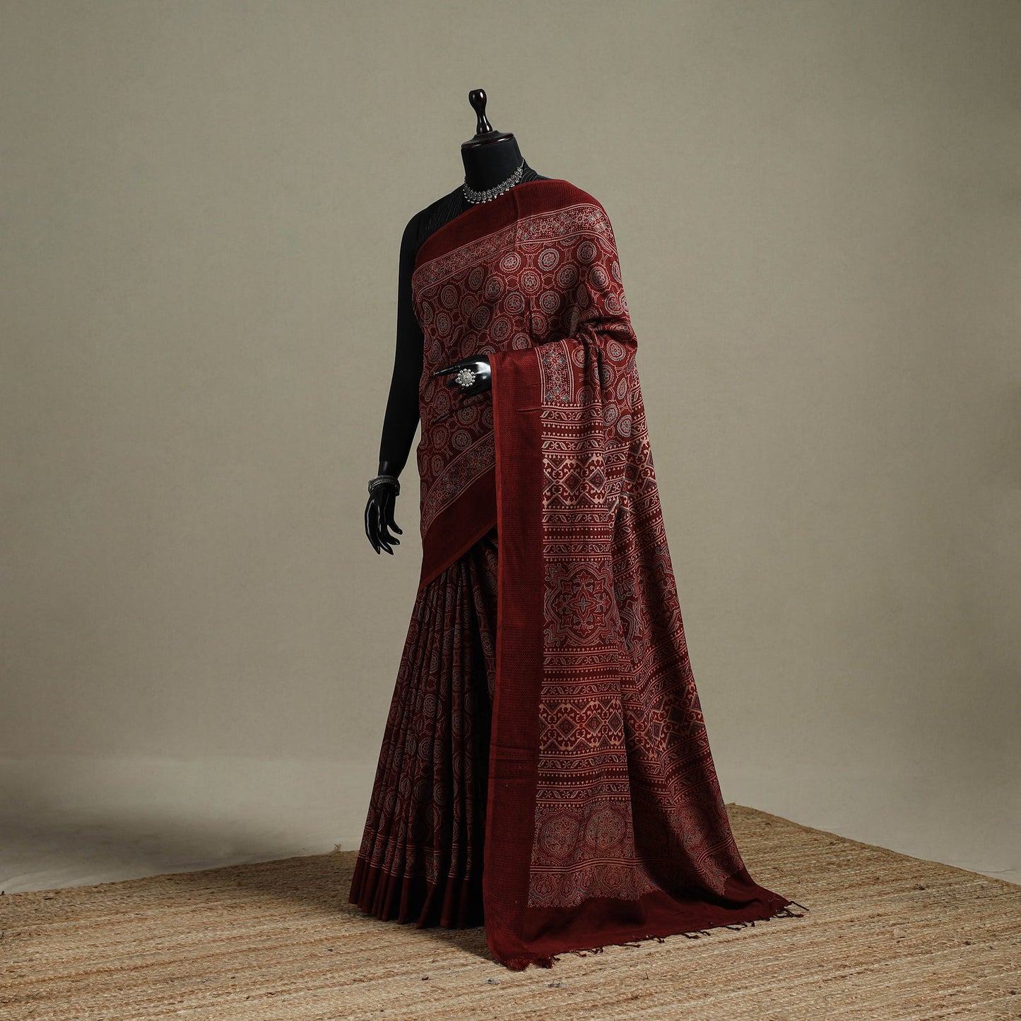 Handloom natural dyed hand maheshwari cotton saree