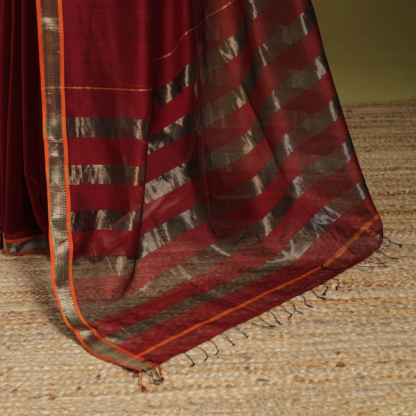 Maroon - handloom silk cotton maheshwari saree with zari