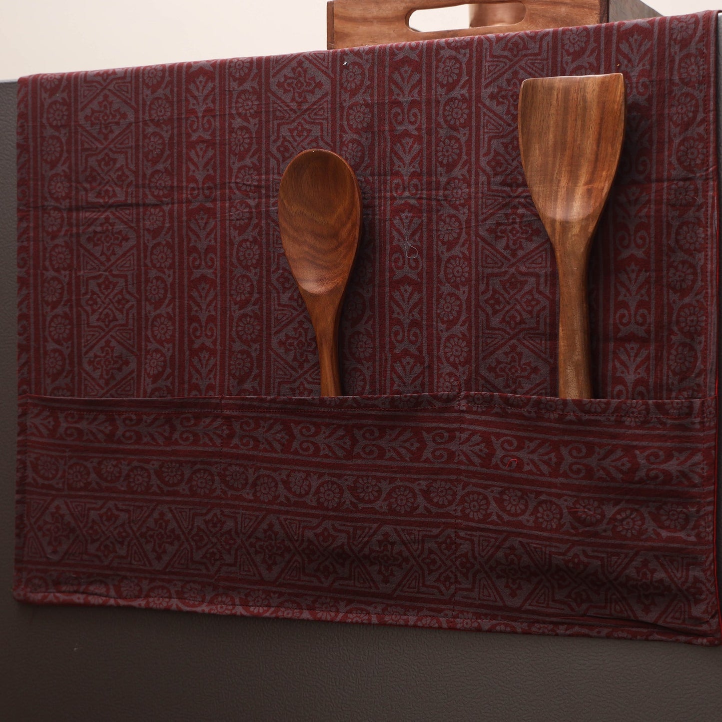 Handmade fridge top cover with multiple pockets 108