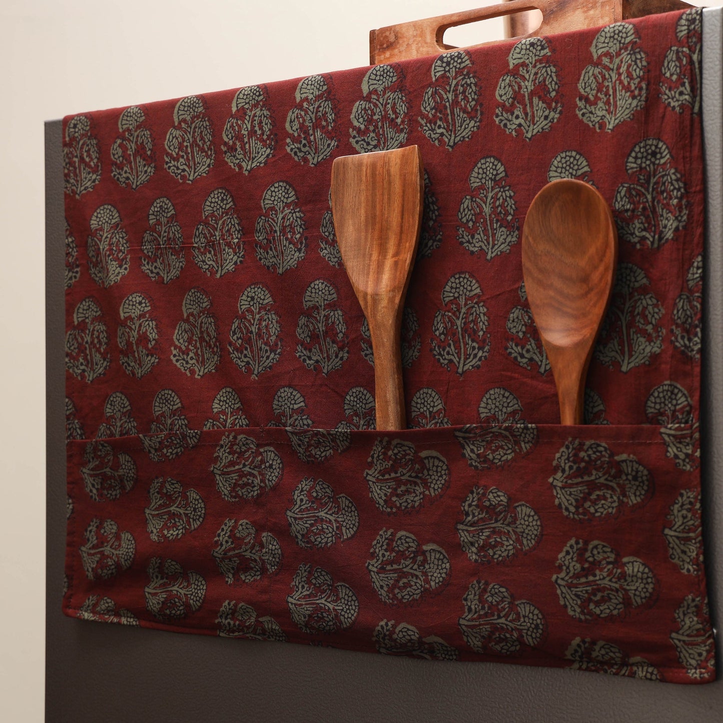 Handmade fridge top cover with multiple pockets 24