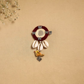 Handmade gs shell & thread work hair clip 51 - handcrafted