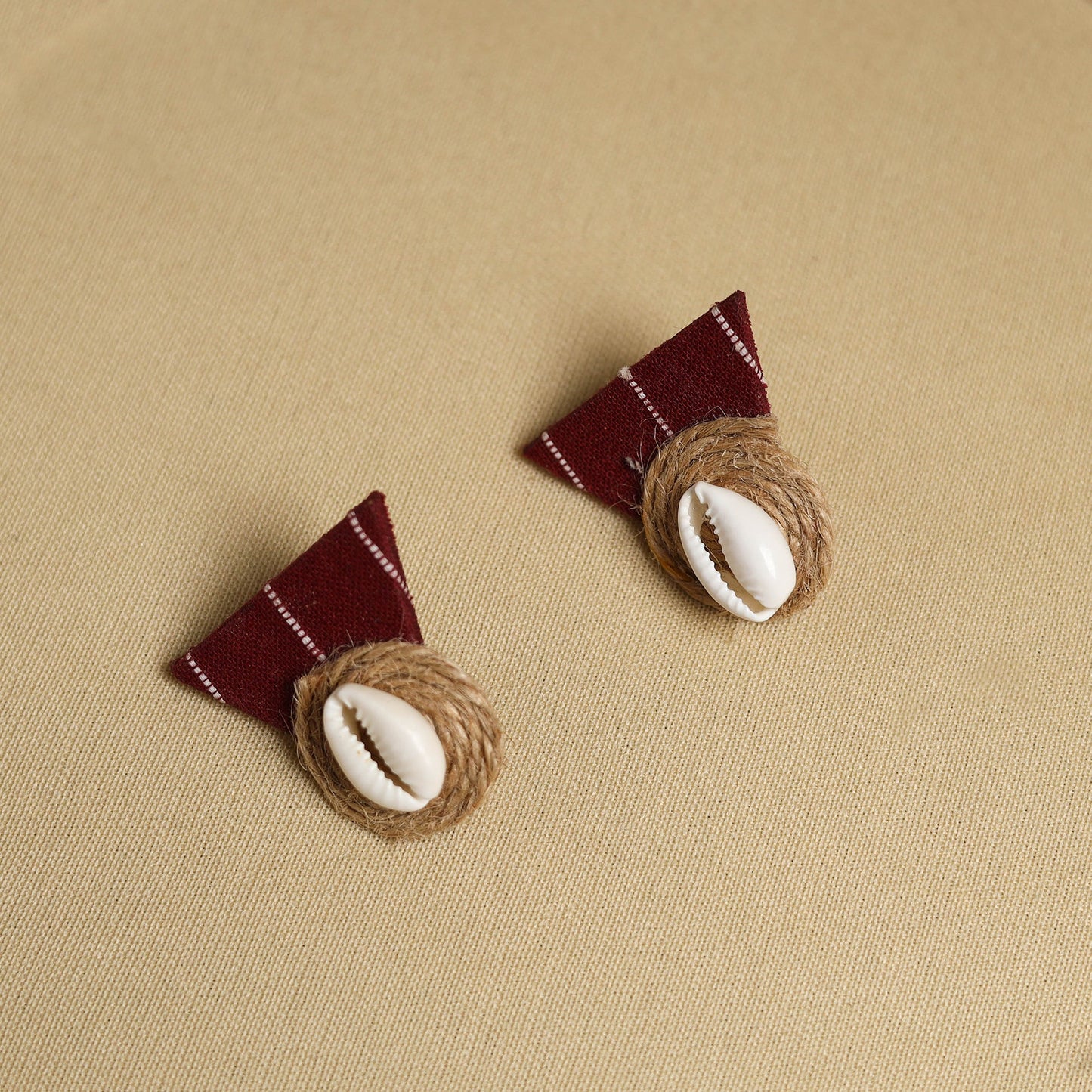 Buy Maroon Handmade Jute Fabart Necklace Set