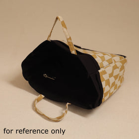 Handmade multipurpose cosmetic/toiletry bag 01 - handcrafted