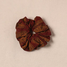 Handmade rubber band/scrunchie 104 - handcrafted