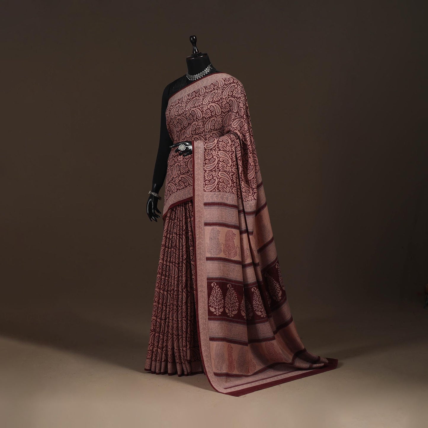 Handwoven merino wool natural dyed hand bagh saree 02