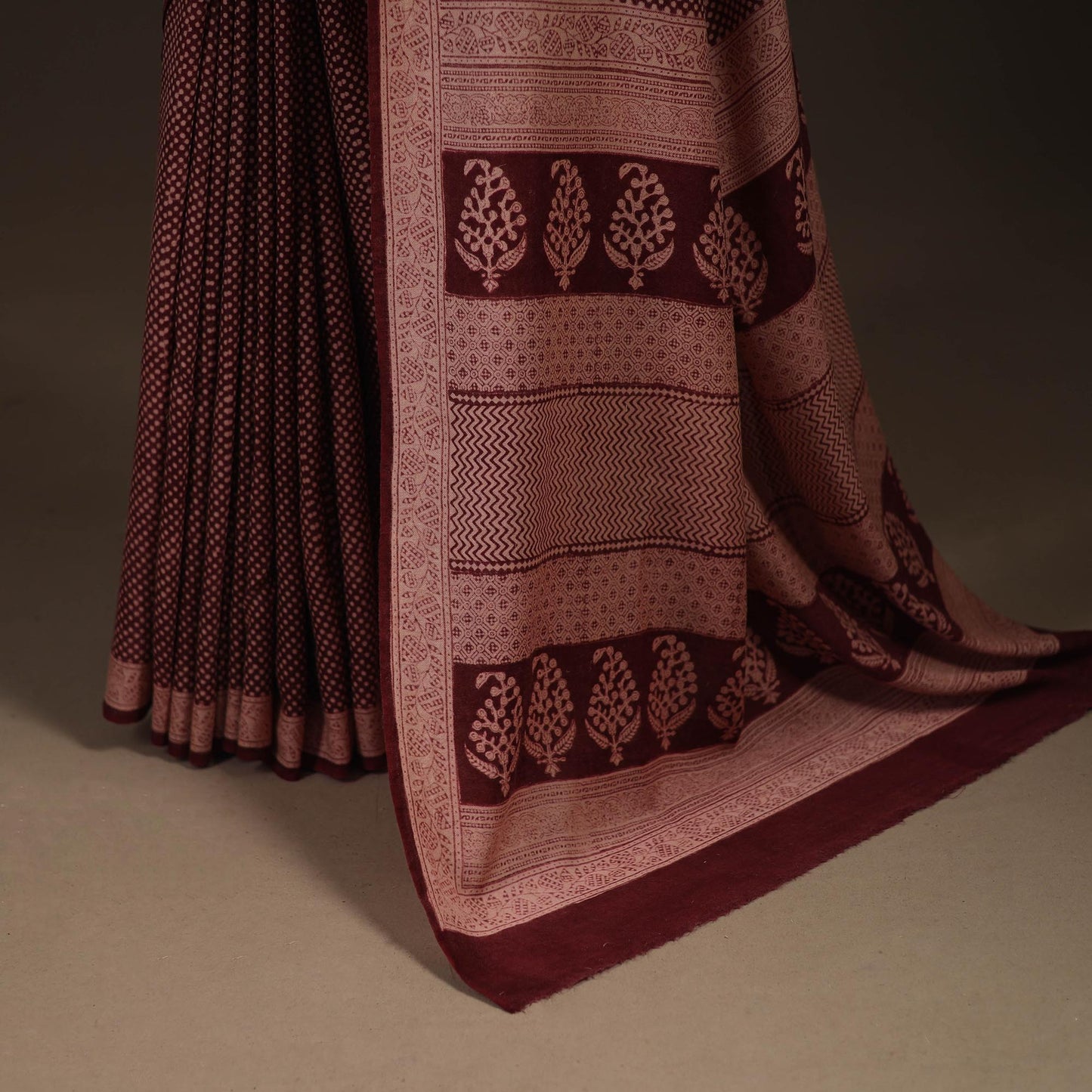 Handwoven merino wool natural dyed hand bagh saree 03