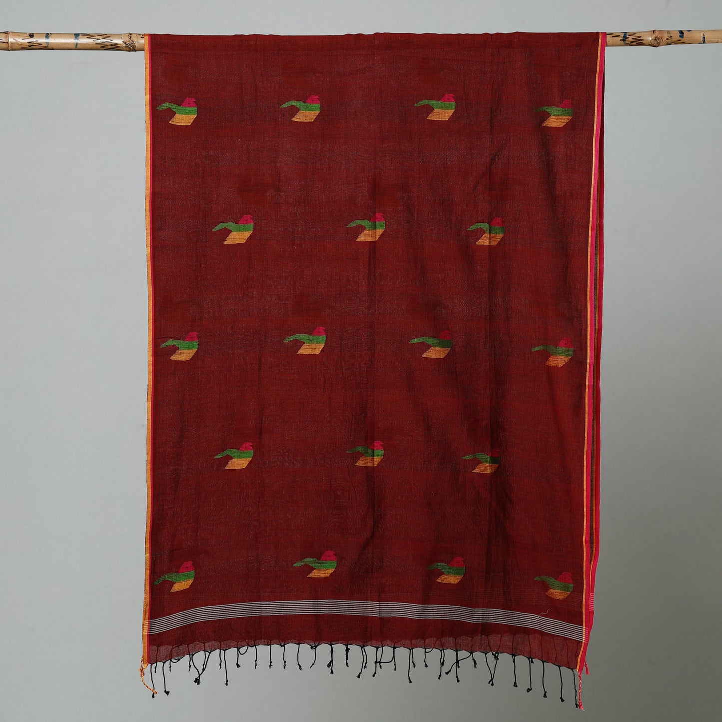  Jamdani Handloom Cotton Stole with Tassels Online at iTokri.com