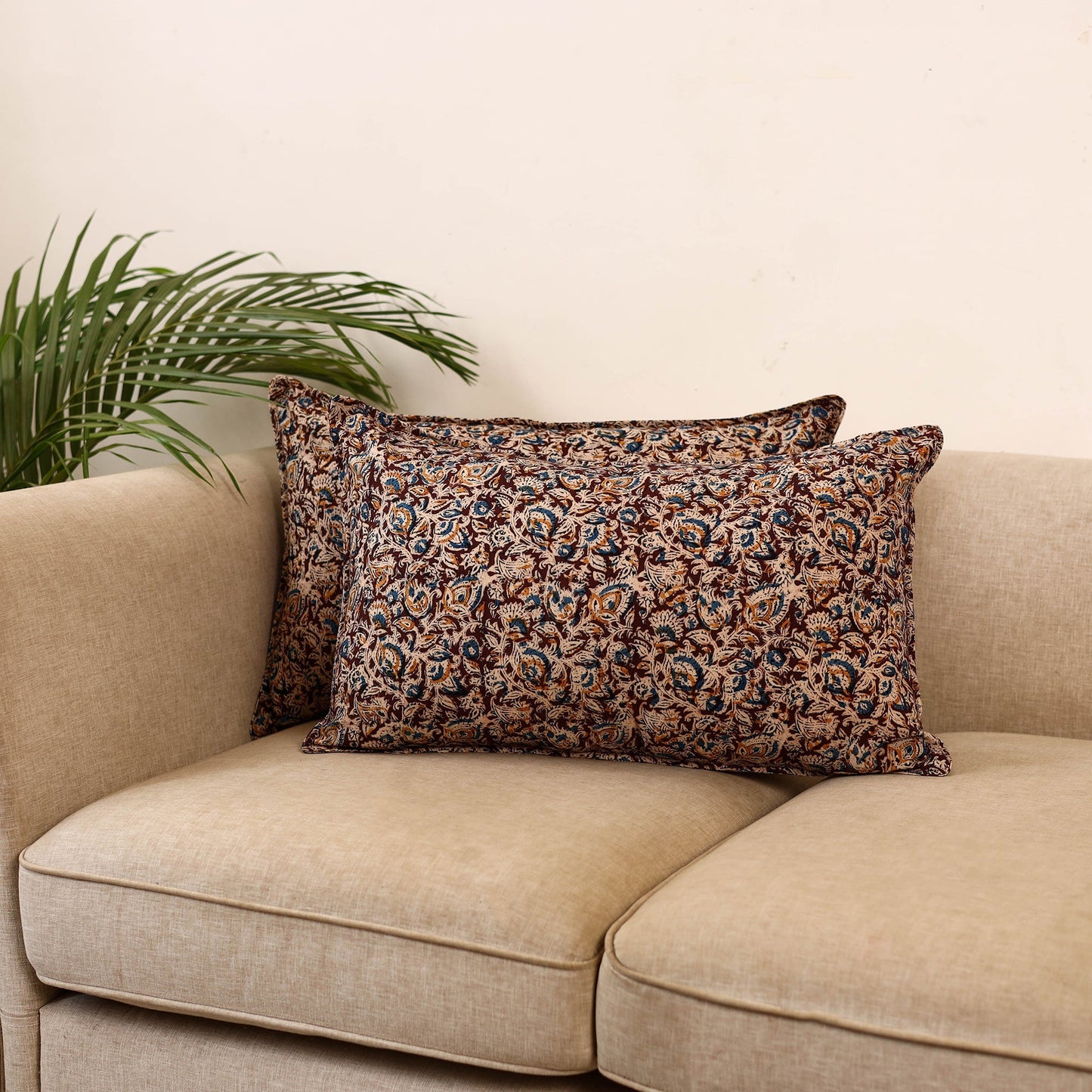 Kalamkari hand pillow cover (set of 2) 22 - handcrafted