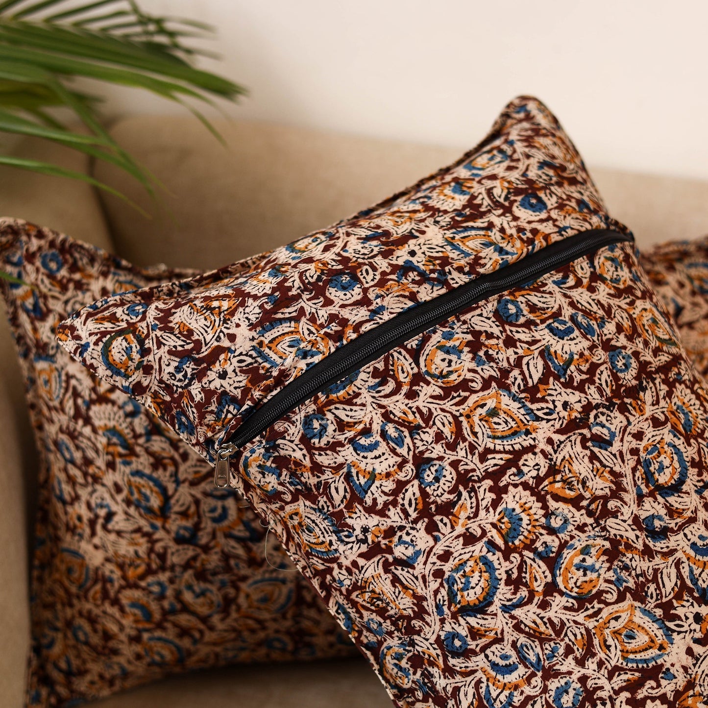 Kalamkari hand pillow cover (set of 2) 22 - handcrafted