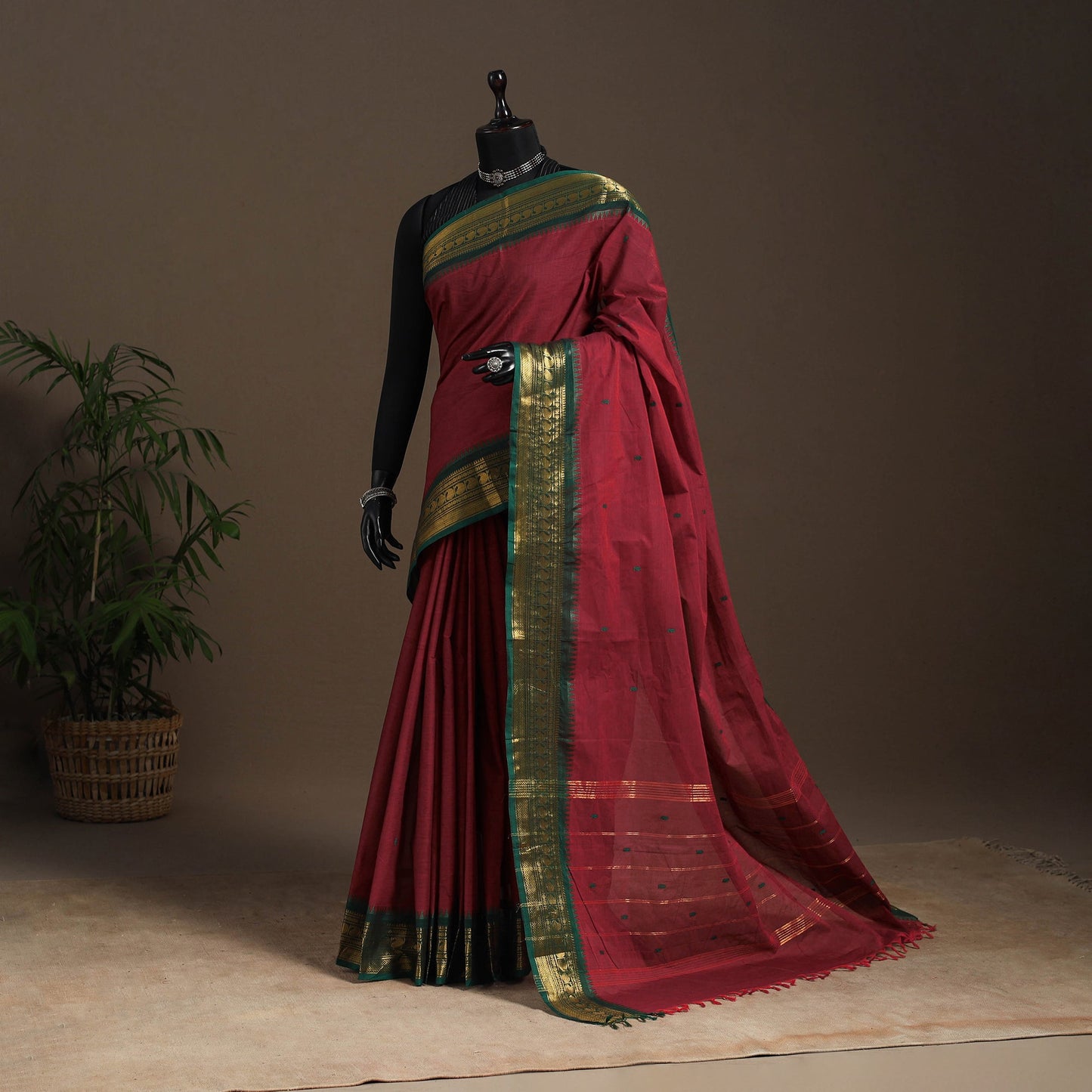 Maroon - kandangi buti chettinad cotton saree with border