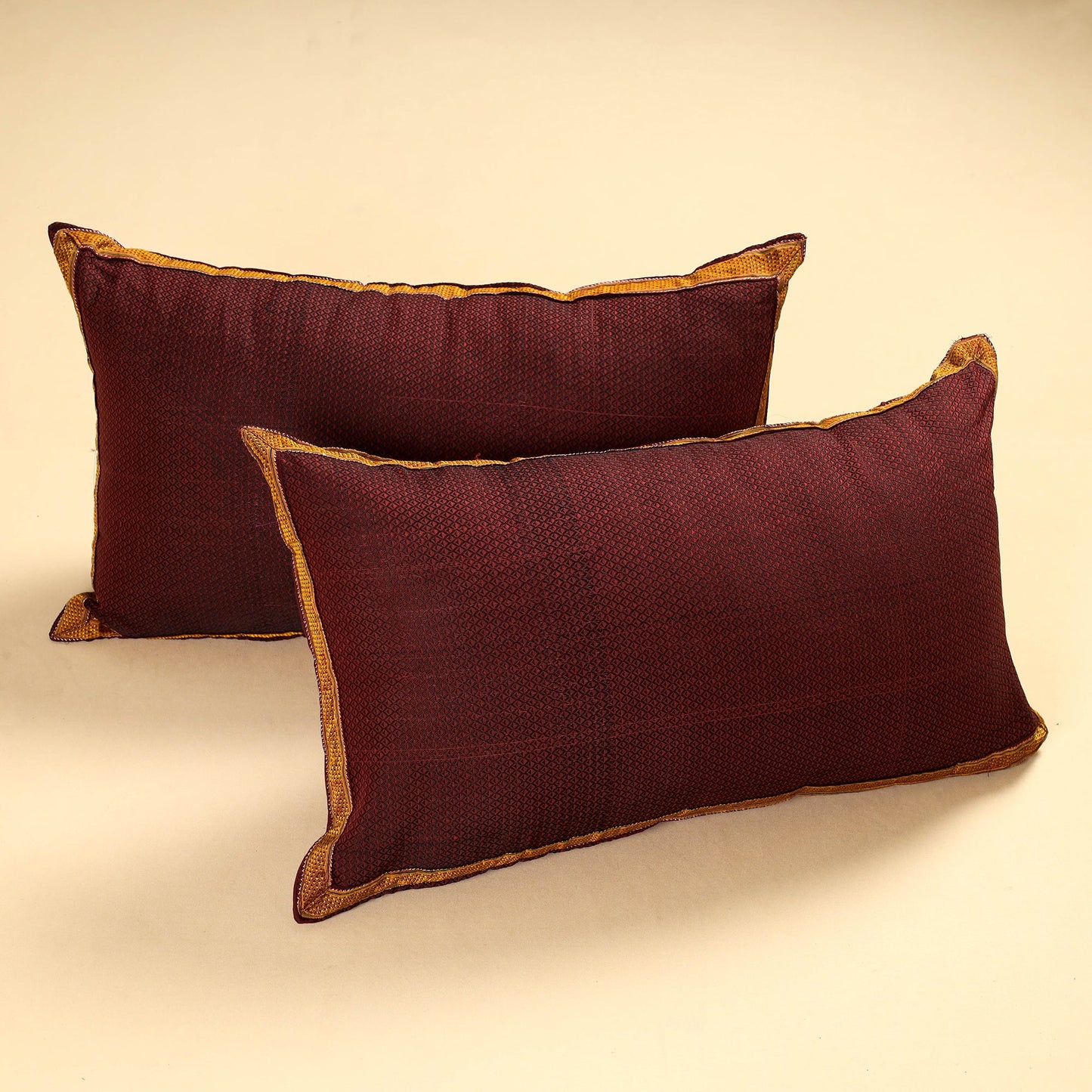  Khun Weave Cotton Pillow Covers (Set of 2) 