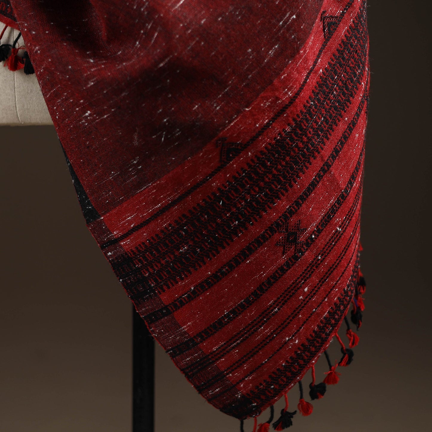 Kutch bhujodi handwoven merino wool shawl 156 - handcrafted