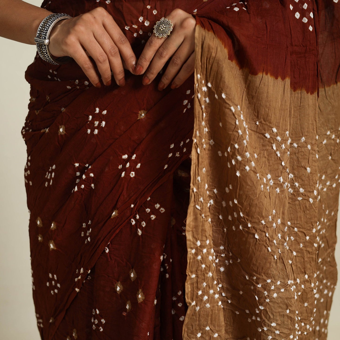 Maroon Kutch Tie-Dye Cotton Bandhani Saree