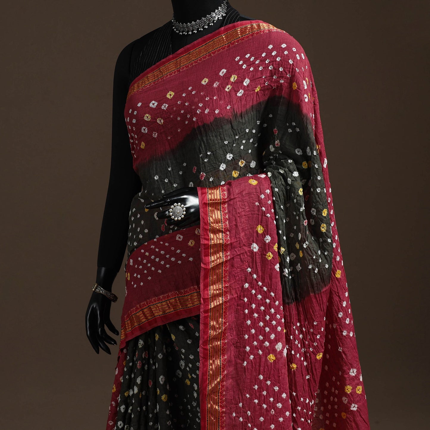 Kutch tie-dye cotton bandhani saree with blouse piece 19