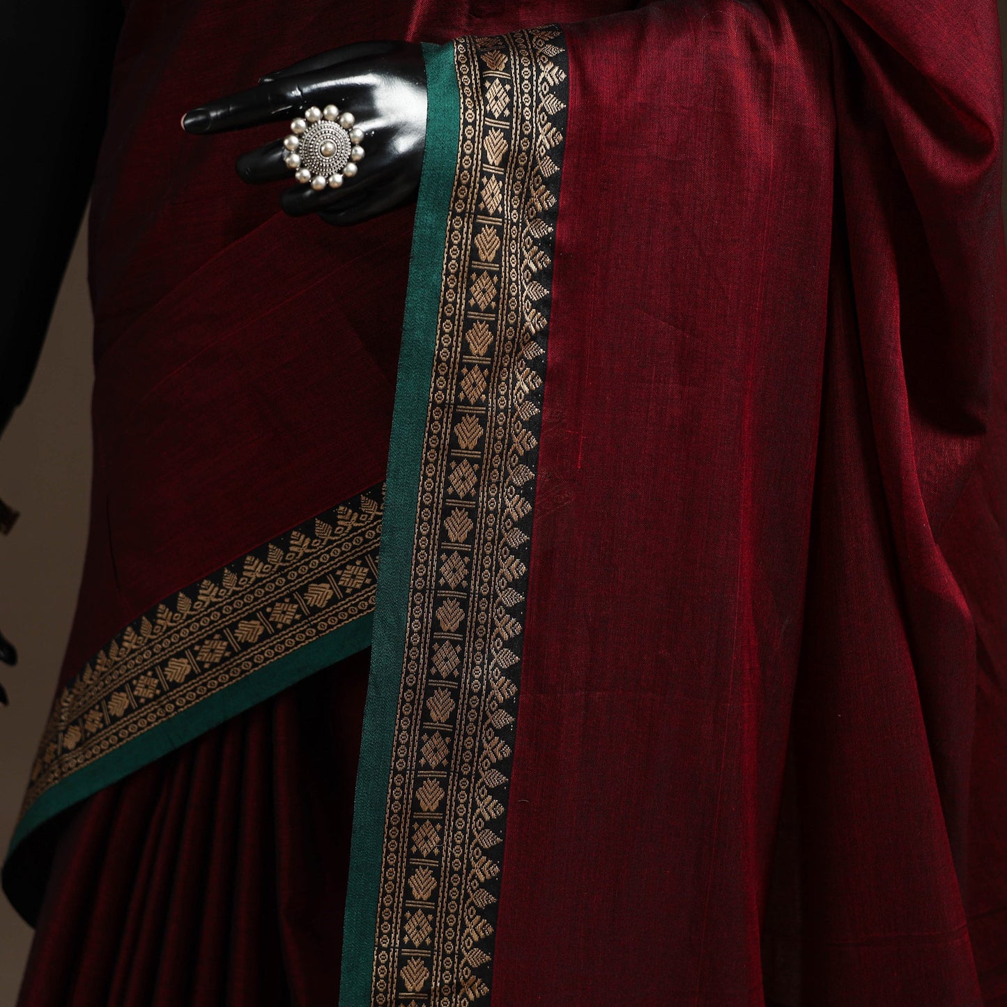 Mercerised cotton dharwad saree with thread border 12