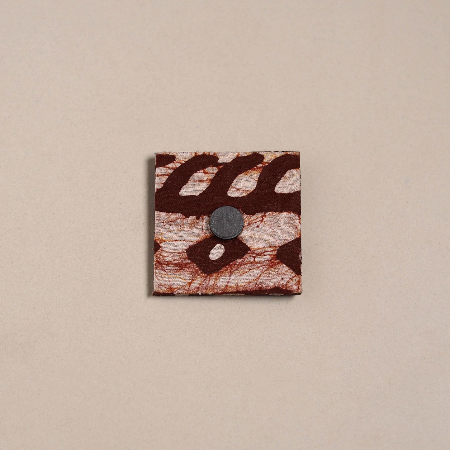 Mirror work handmade fabart jute magnet 01 - handcrafted