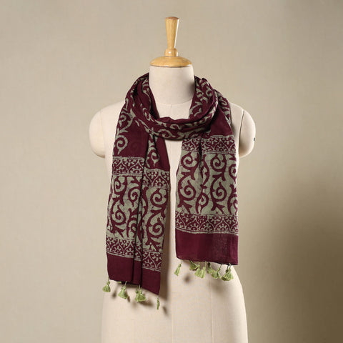 Maroon - mul cotton hand batik stole with tassels 11