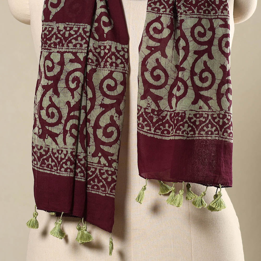Maroon - mul cotton hand batik stole with tassels 11