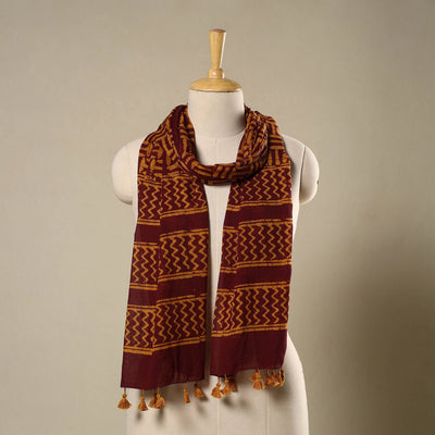  Maroon Mul Cotton Hand Batik Print Stole with Tassels