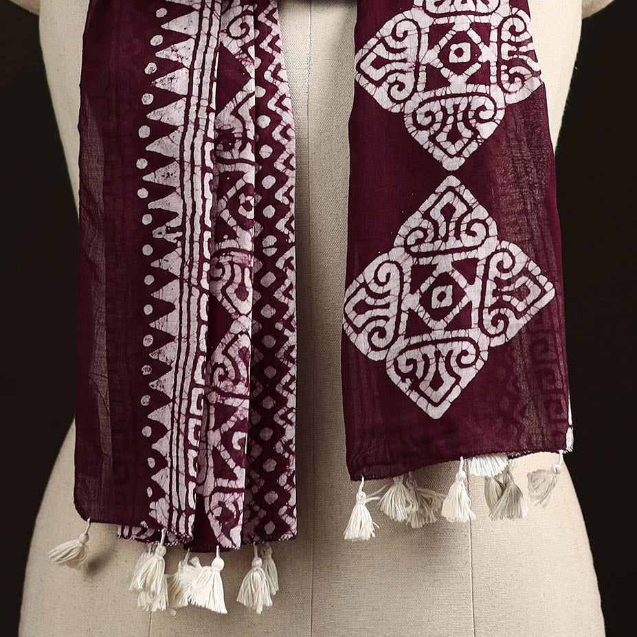 Mul cotton kutch hand batik stole with tassels 09