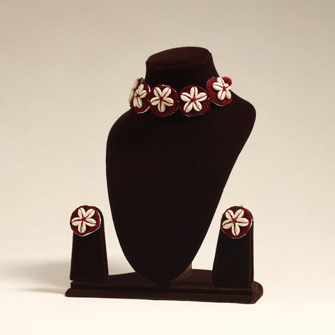 Maroon - navratri special! Thread & shell work necklace set