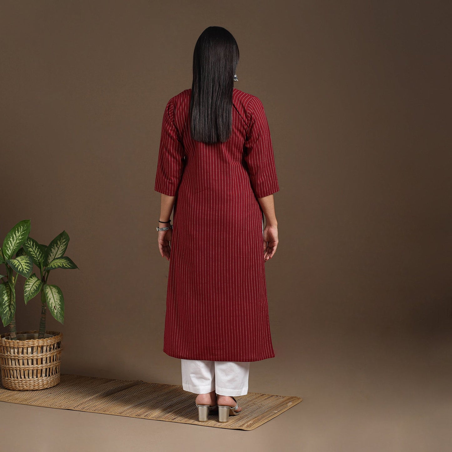 Maroon Pintuck Straight Cotton Jacquard Kurta