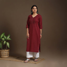 Maroon Pintuck Straight Cotton Jacquard Kurta