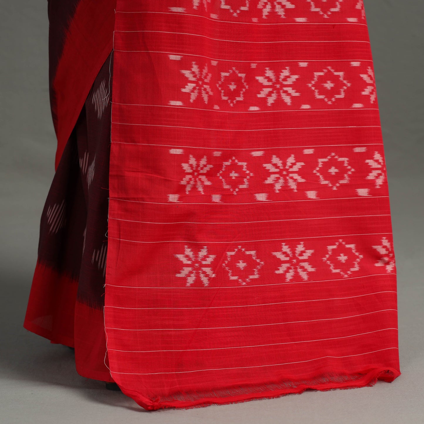 Buy Pochampally Ikat Weave Handloom Cotton Saree 05 Online at iTokri.com