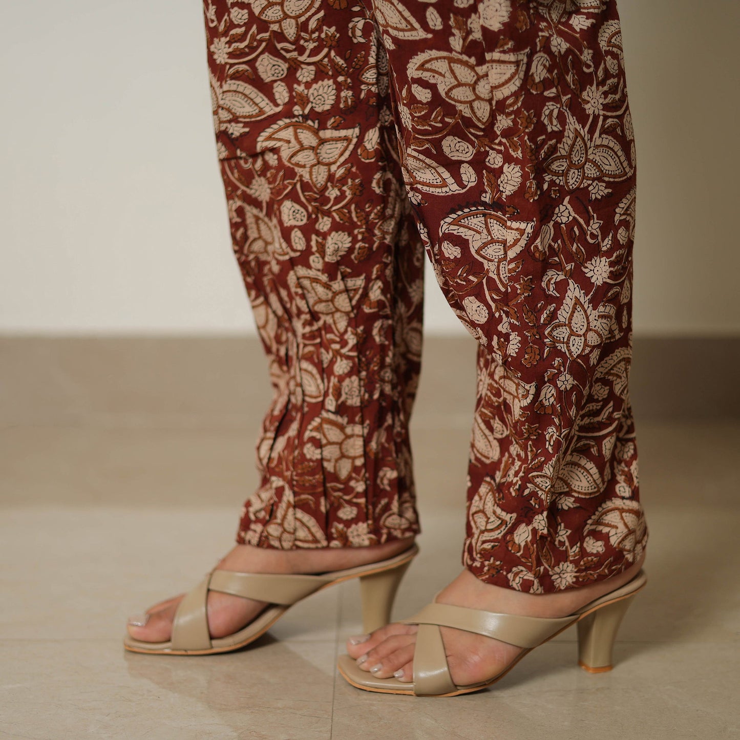 Maroon - printed cotton bagru co-ord set with lace work 04