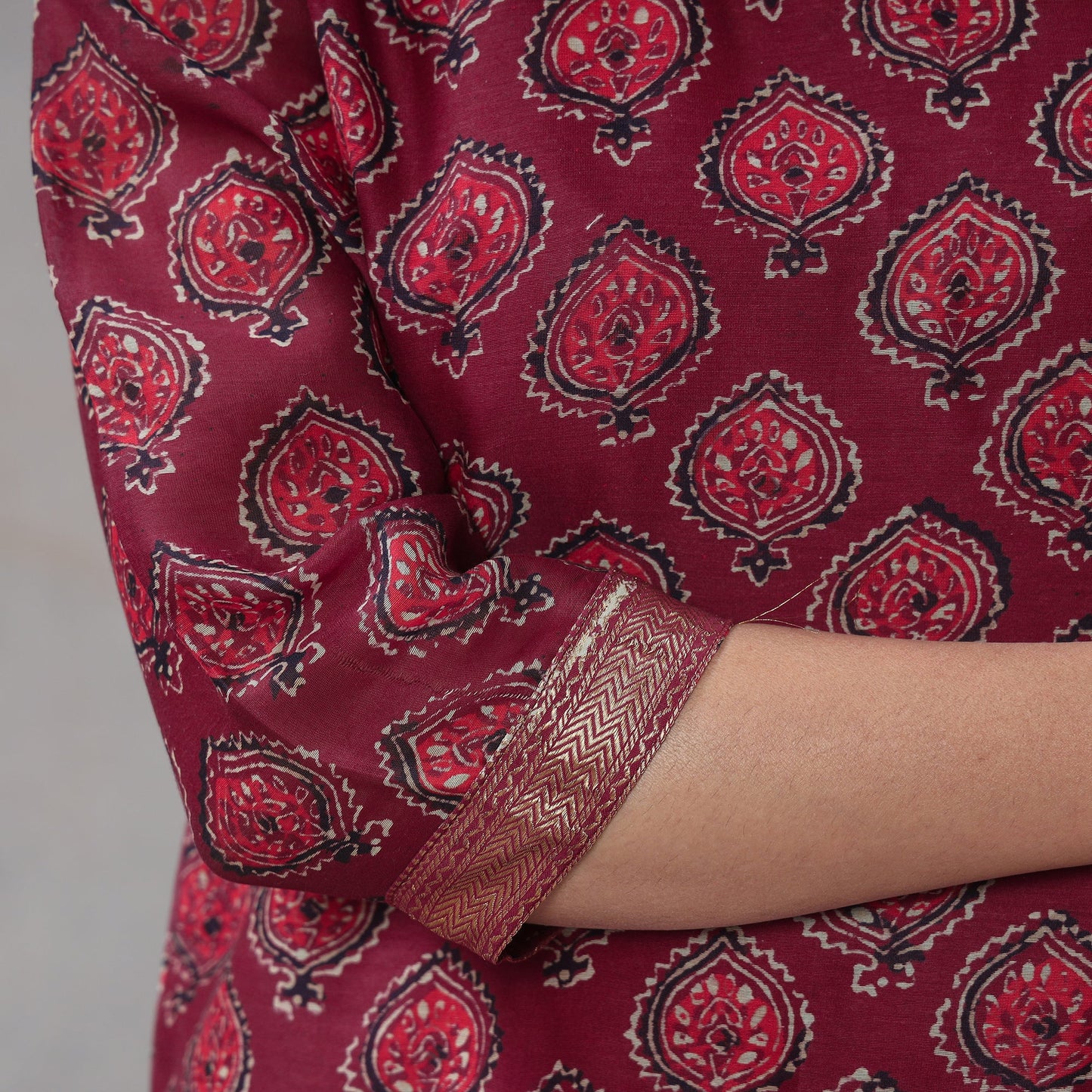 Buy Sanganeri Block Printing Maheshwari Silk Kurta with Palazzo & Dupatta Set Online l iTokri.com