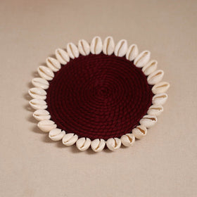 Shell work handcrafted thread coaster 04