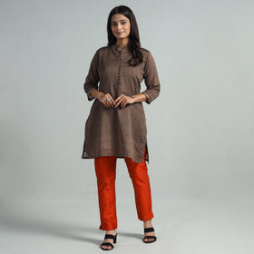 Maroon - Silk Tapered Casual Pant for Women 08