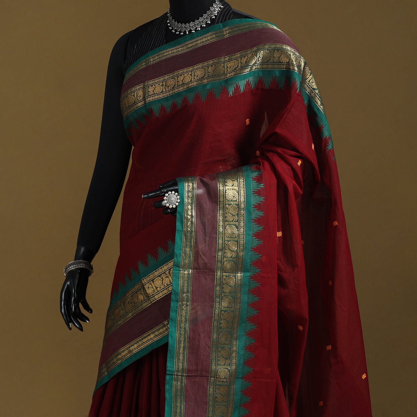 Thread buti cotton kanchipuram saree with border 27