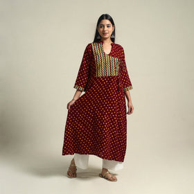 Maroon Tie-dye Cotton Patchwork A-Line Bandhani Kurta for Women