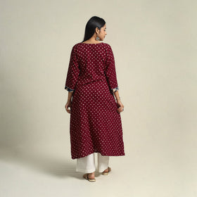 Buy Maroon Tie-dye Cotton Patchwork A-Line Bandhani Kurta for Women