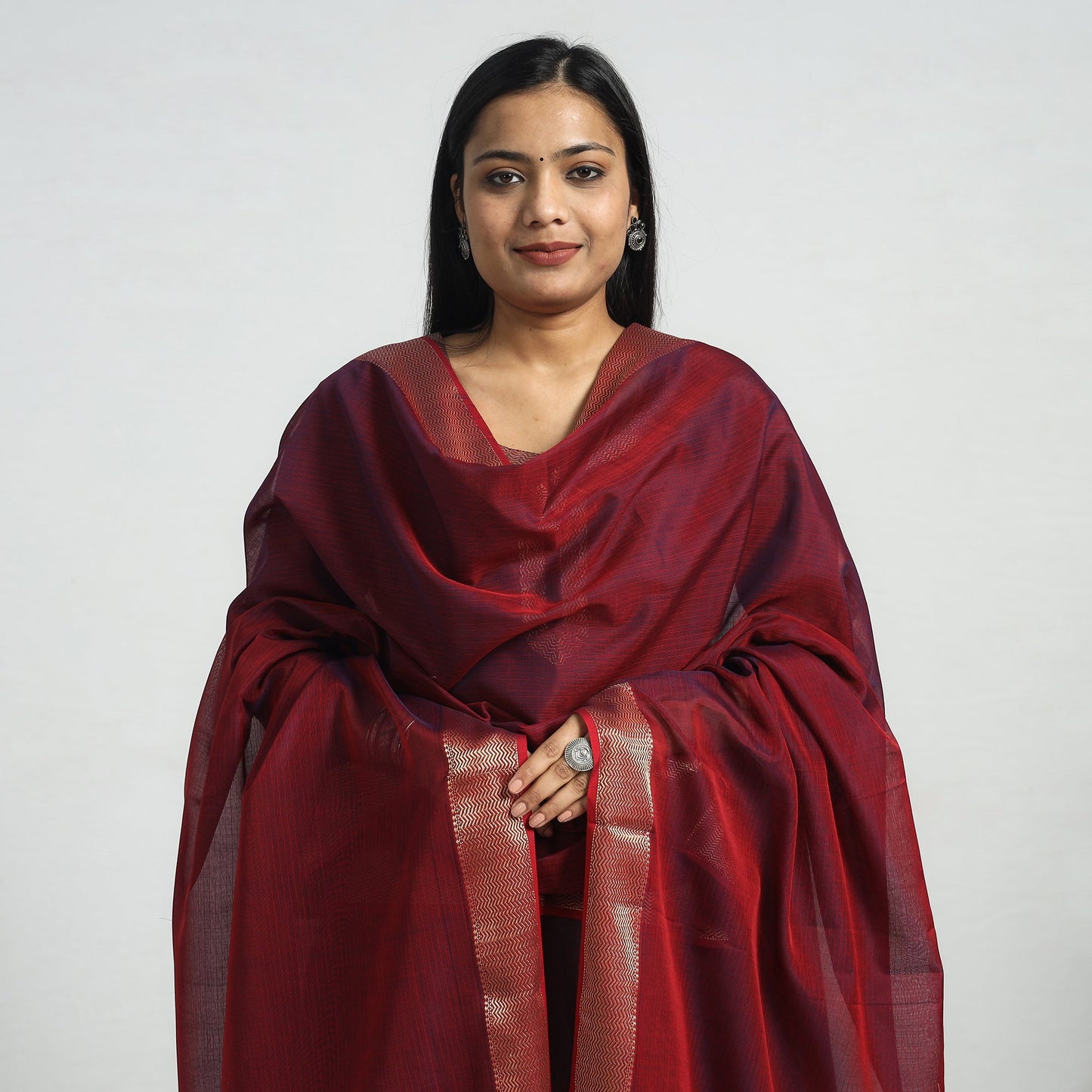 Buy Traditional Maheshwari Handloom Silk Cotton Checks Kurta with Dupatta Set Online at iTokri.com