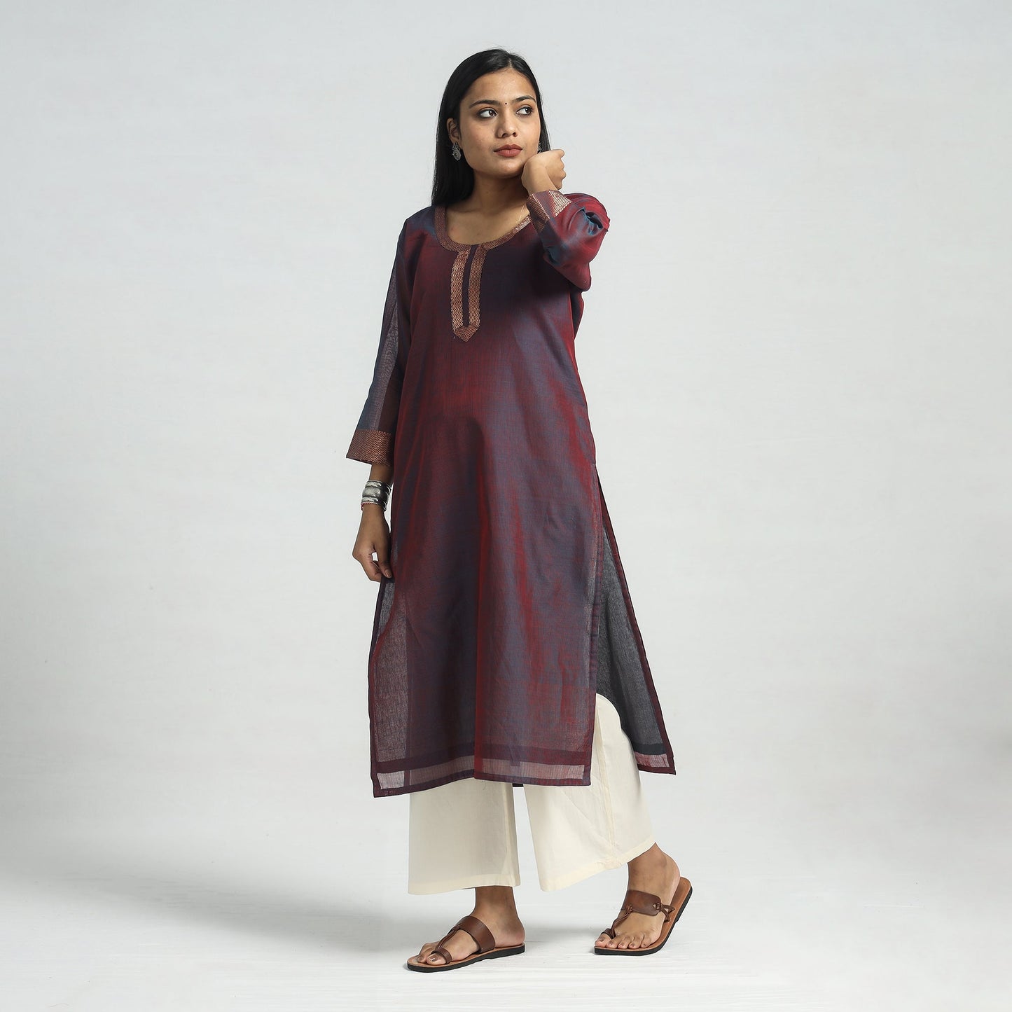 Buy Traditional Maheshwari Handloom Silk Cotton Checks Kurta with Dupatta Set Online at iTokri.com