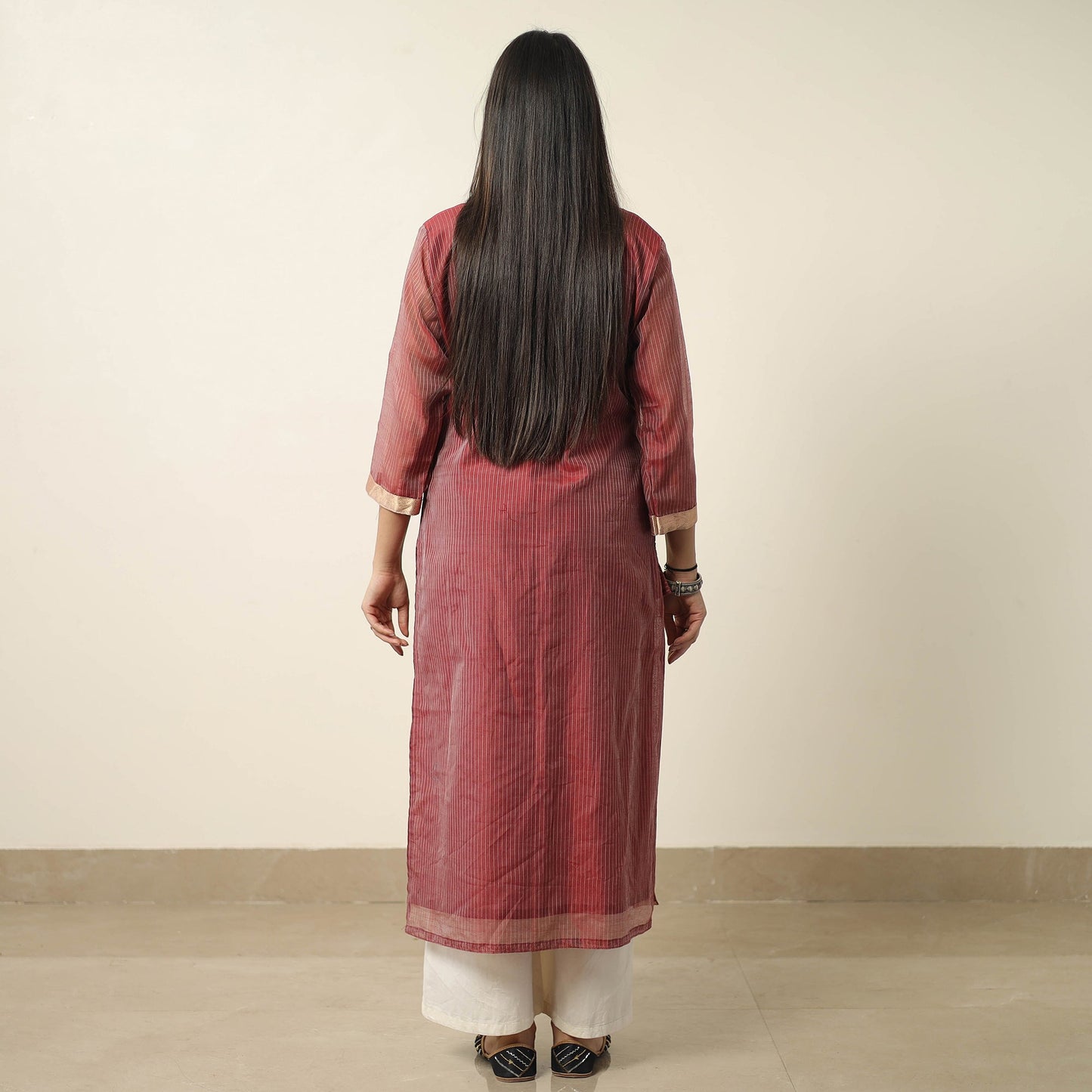  Traditional Maheshwari Silk Handloom Kurta with Dupatta Set 02 