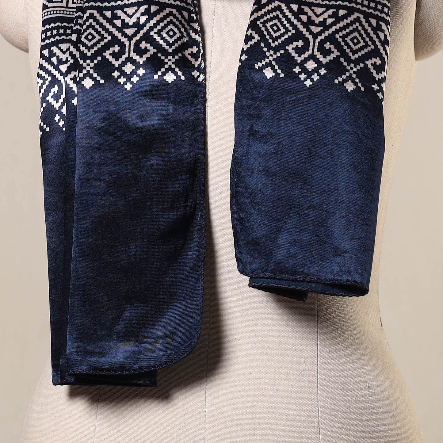 Mashru silk printed stole 34 - handcrafted