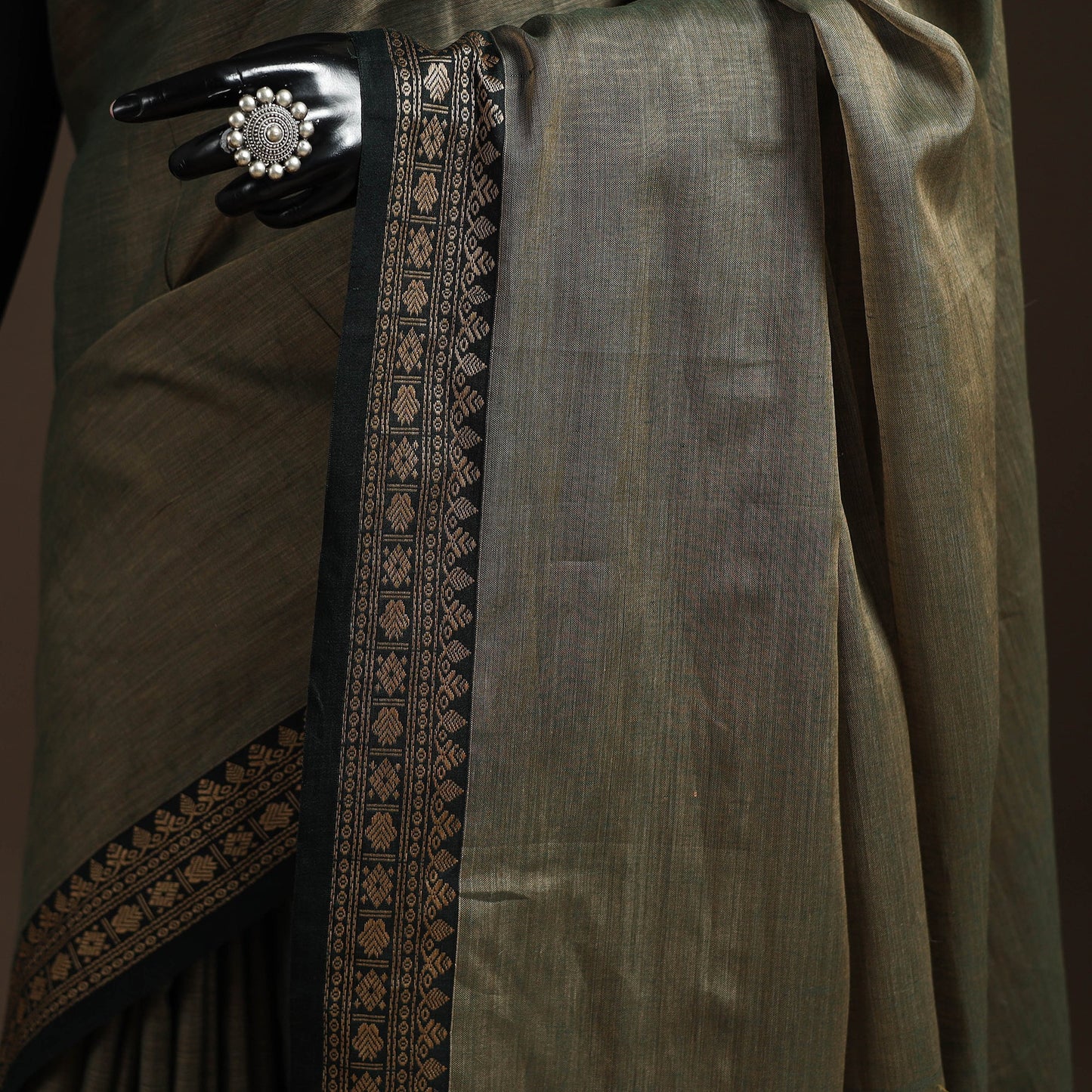 Mercerised cotton dharwad saree with thread border 10