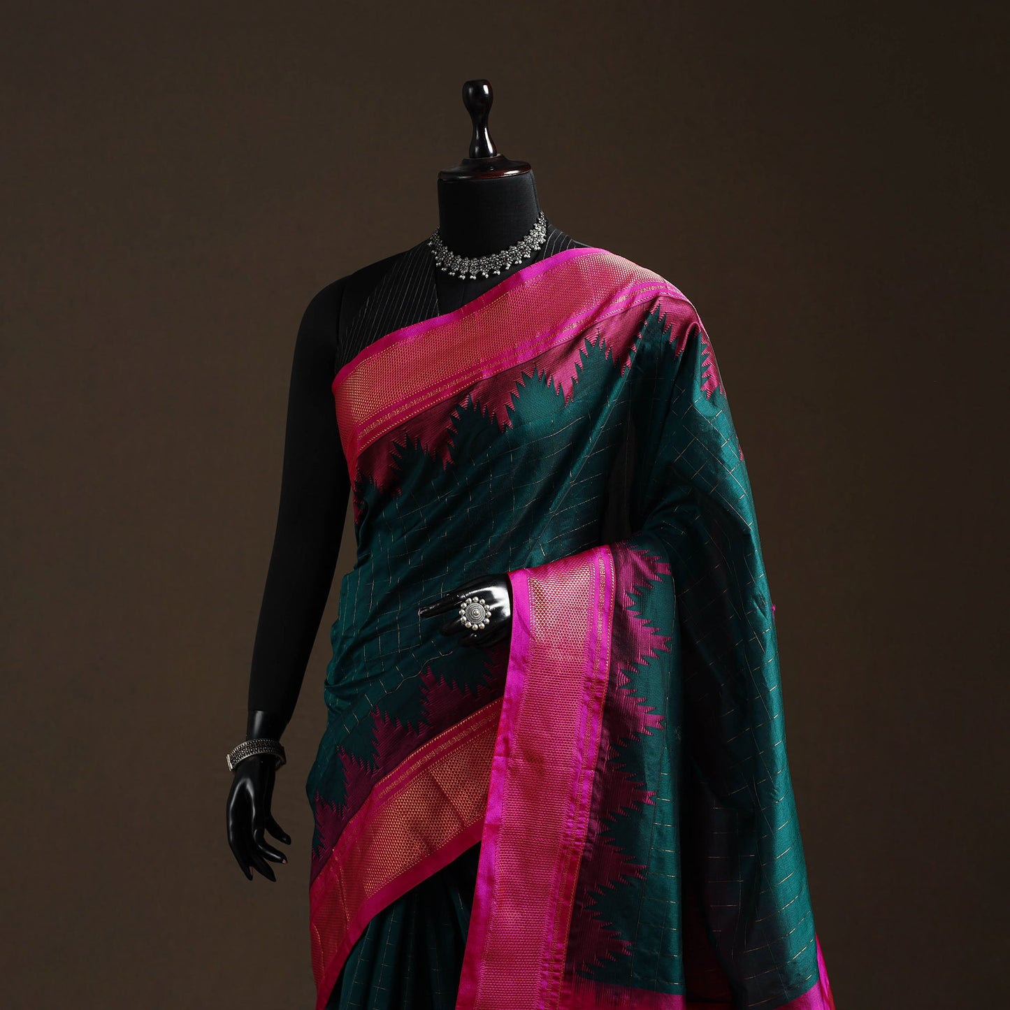 Mercerized cotton gadwal checks ilkal saree with temple