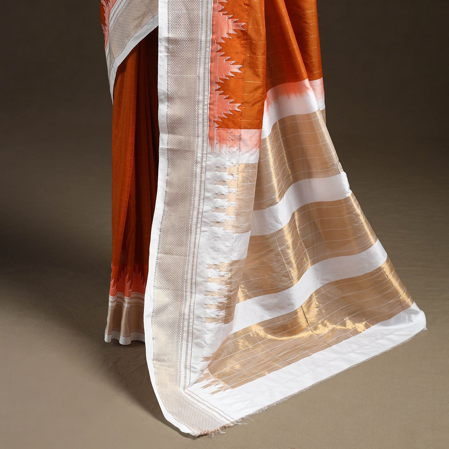Mercerized cotton gadwal checks ilkal saree with temple